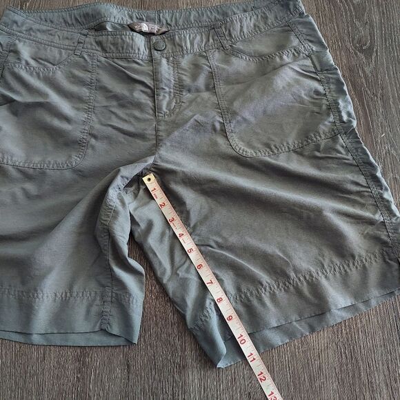 The North Face Horizon 2.0 Roll-Up Shorts 10” Never Stop Hiking Gray Women's 16 - Picture 6 of 7